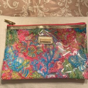 NWOT Lilly Pulitzer clear pencil pouch/ cosmetic bag (vinyl w/zipper)